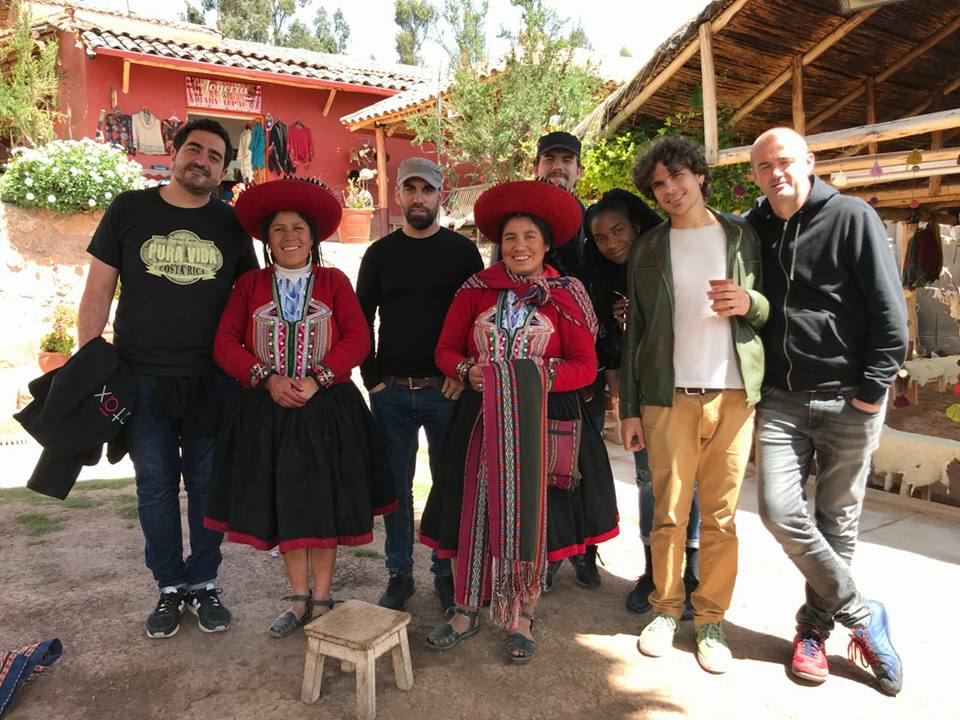 Perú, gira con Patax